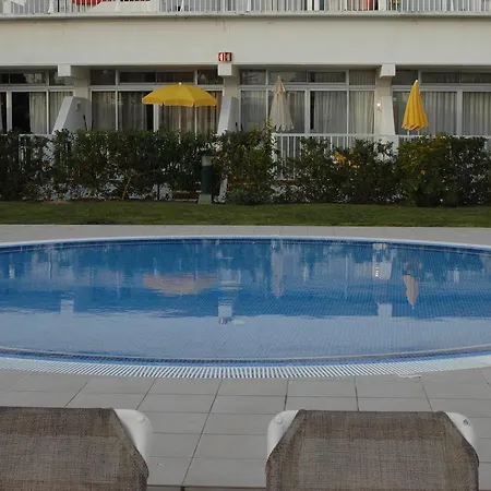 Apartment By The Sea *