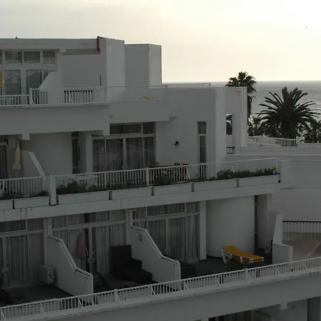 By The Sea Apartment Albufeira